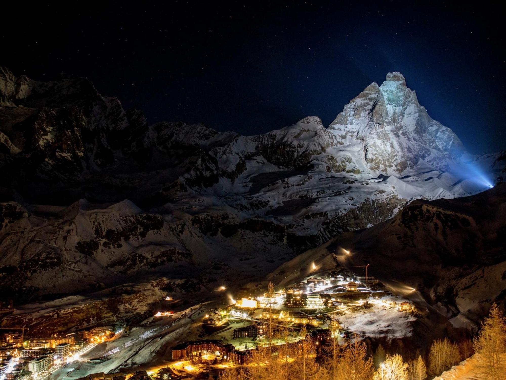 Contemporary Apartment In Breuil Cervinia Near Ski Area 外观 照片